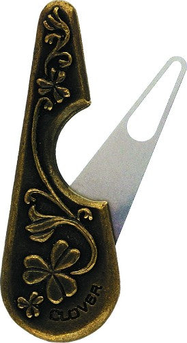 Clover Antique Yarn Cutter